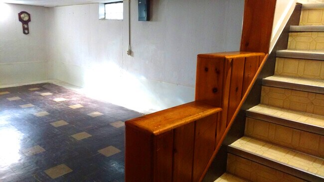 Large Open Basement - 615 E Bloomfield Ave
