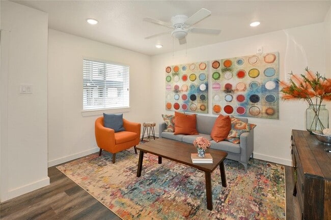 Foto del edificio - 21155 Gosling Rd