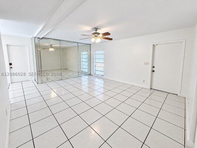 Foto del edificio - 7804 NW 73rd Terrace