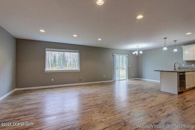 Foto del edificio - 4730 Mainsail Ave