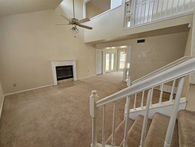 Building Photo - 404 SW 80th St