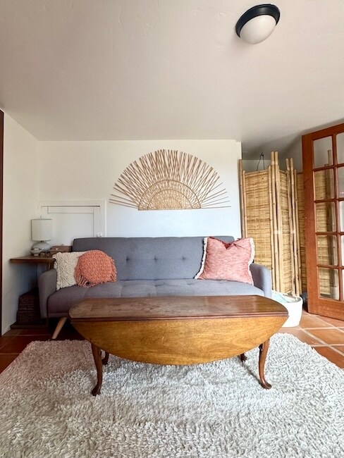 Foto del edificio - 702 S Tulip St