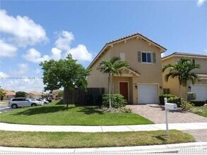 Building Photo - 8963 SW 215th Ln