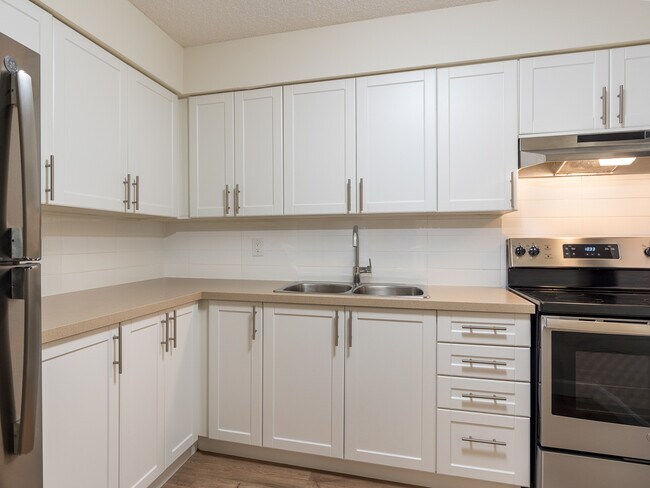 Photo du bâtiment - Applewood Apartments