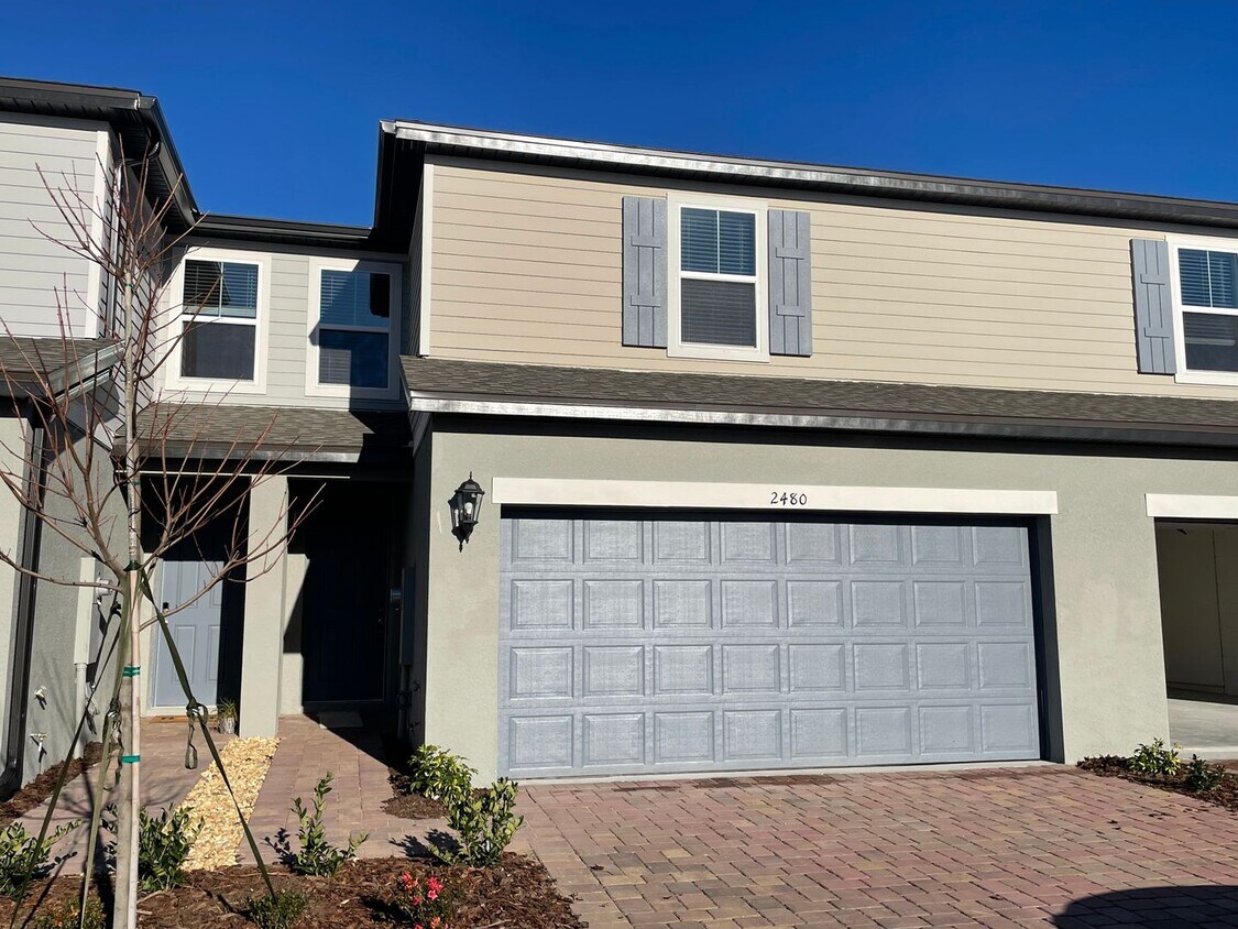 Primary Photo - 3 Bedroom, 2.5 Bath Town Home in Greens at...