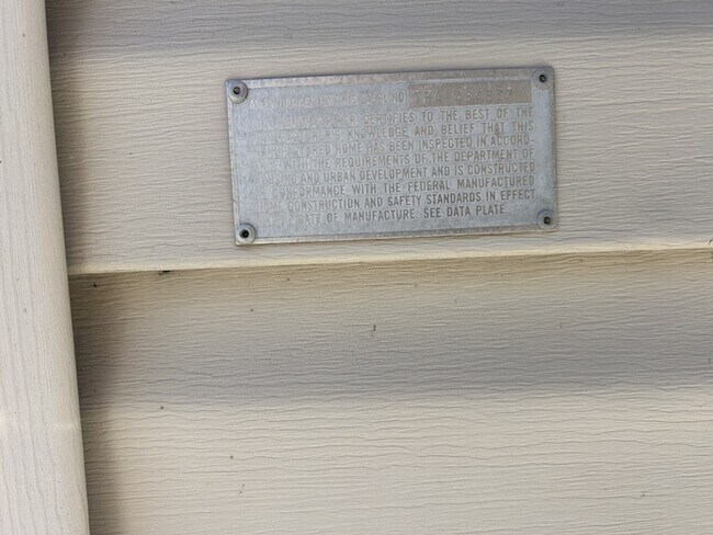 Building Photo - 4687 Violet Ln