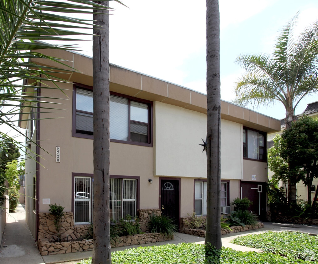 Building Photo - 2720 Mariquita St