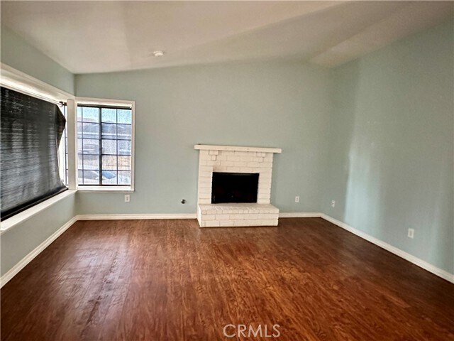 Foto del edificio - 15200 Mesquite Pl