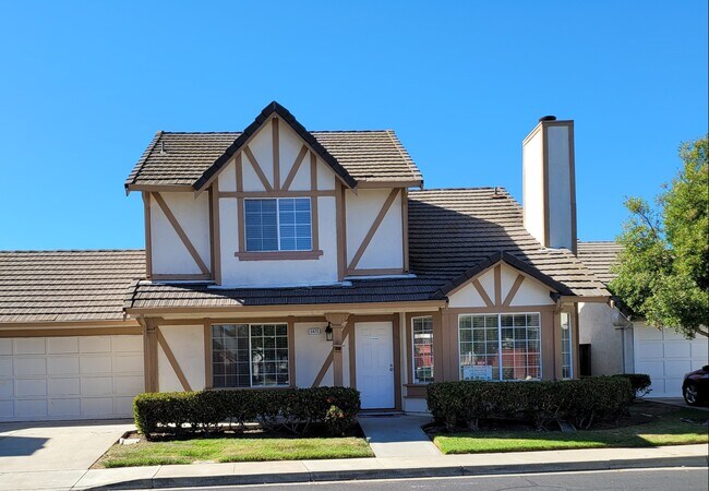 Building Photo - 5475 Alamo Ter