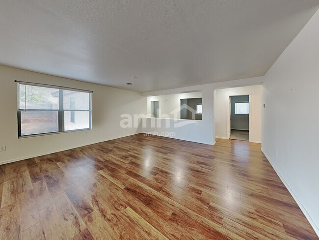 Building Photo - 15618 W Evans Dr