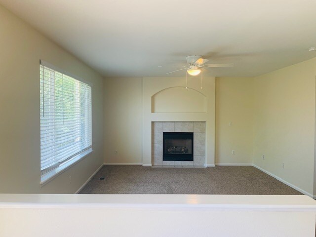 Building Photo - 4952 Tarcoola Ln