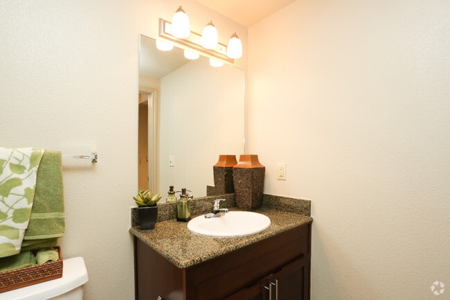 Unit B1 - Crest Round Rock