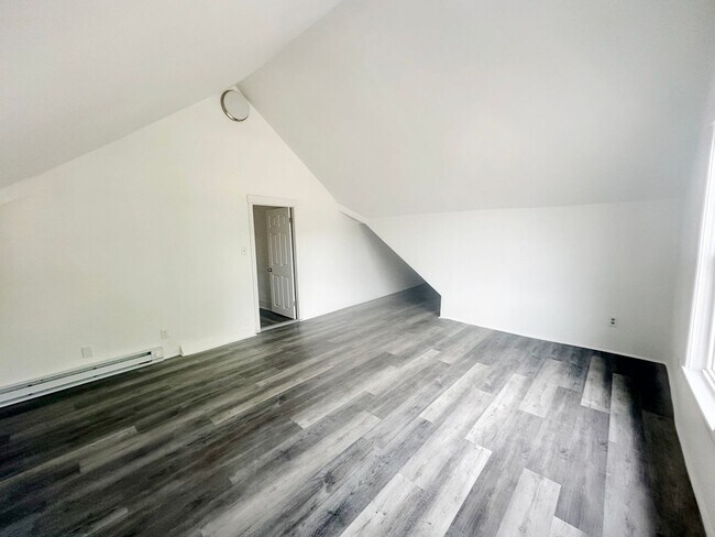 Foto del edificio - 175 Woodland Ave