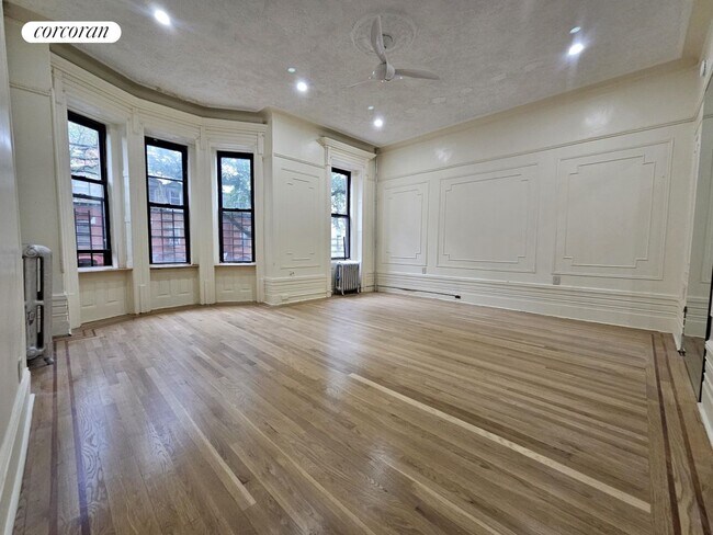 Building Photo - 418 W 154th St