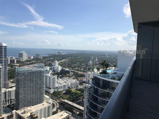 Foto del edificio - 801 S Miami Ave