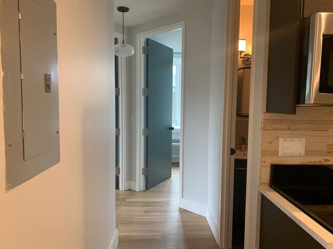 Foto del edificio - 482 Seneca Ave