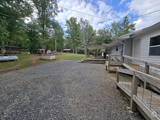 Building Photo - 2735 Reed Rd