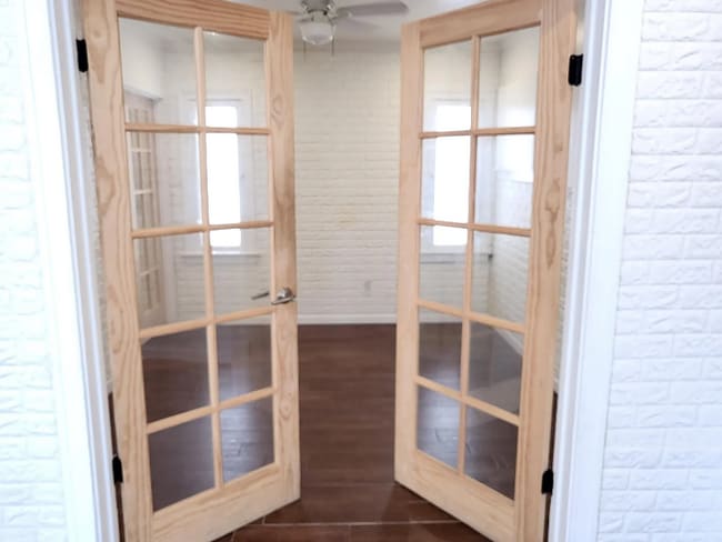 Foto del edificio - 2640 1/4 S Manhattan Pl