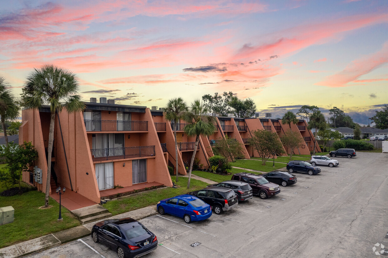 Primary Photo - Captiva Condominiums