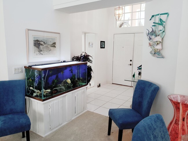 Building Photo - 558 SW Saint Georges Bay