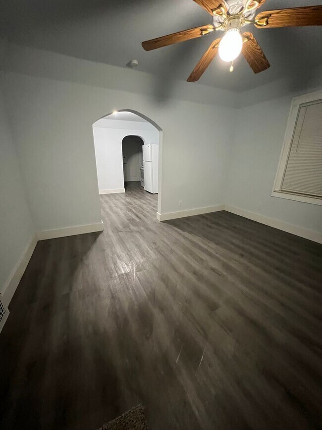 Foto del edificio - Welcome to this charming 3-bedroom, 1-bath...