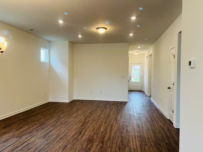Foto del edificio - McKeesport Subdivision - Shelbyville