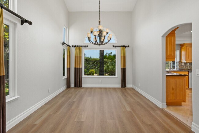 Building Photo - Single Family House with a view
