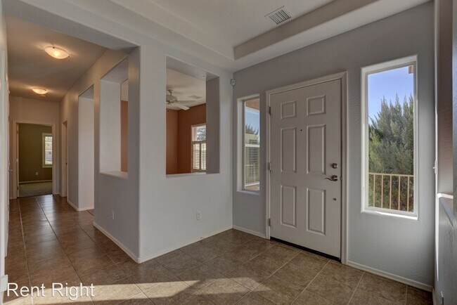 Building Photo - 2 br, 2 bath House - 650 N Casa Bella Avenue