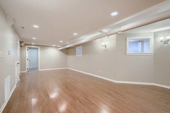 Foto del edificio - 3425 W Adams St