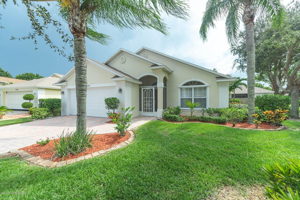 Primary Photo - 3291 Deer Lakes Dr