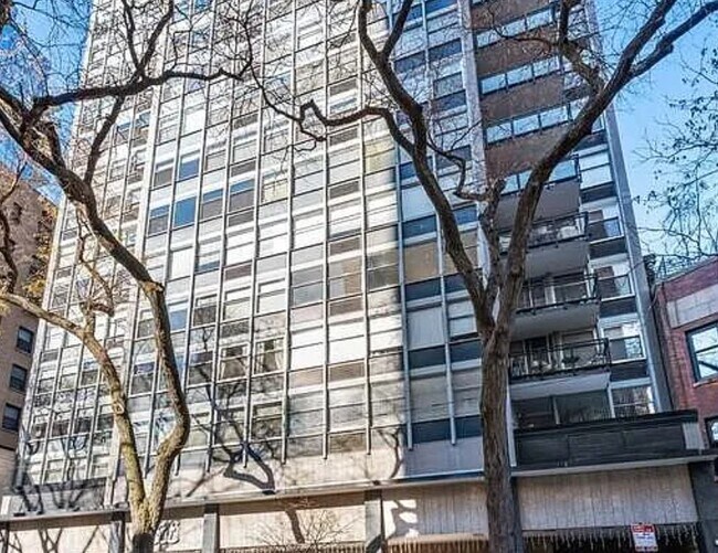 Foto del edificio - 30 E Elm St