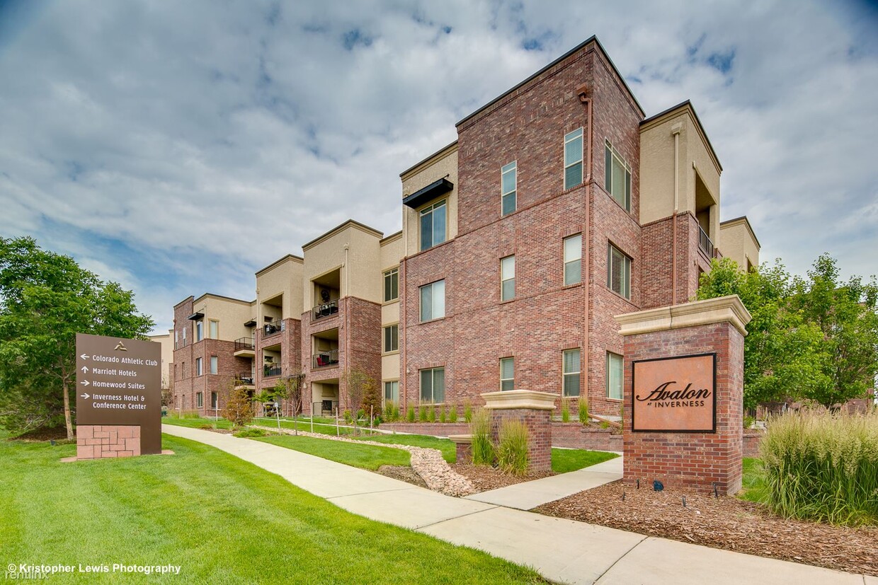Foto principal - 3 br, 2 bath Condo - 303 Inverness Way Sou...