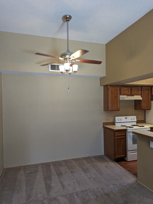 Building Photo - 7944 E Colette Cir