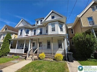 Building Photo - 1215 Bushkill St