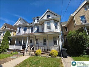 Building Photo - 1215 Bushkill St