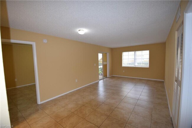 Building Photo - 3421 Winkler Ave