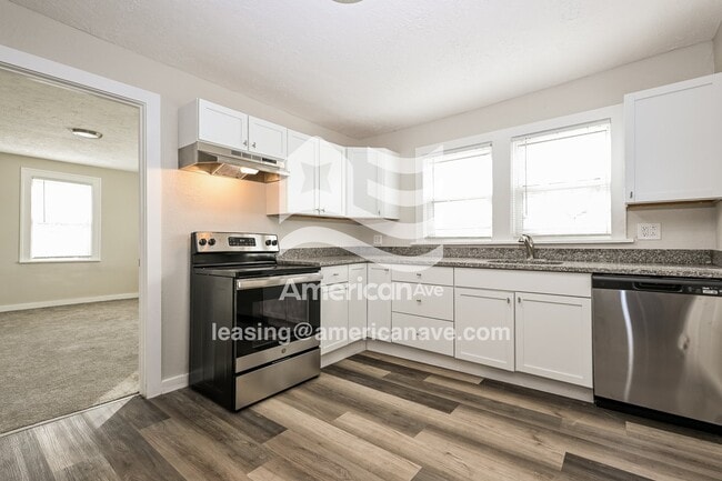 Building Photo - 127 Oak Spring Rd