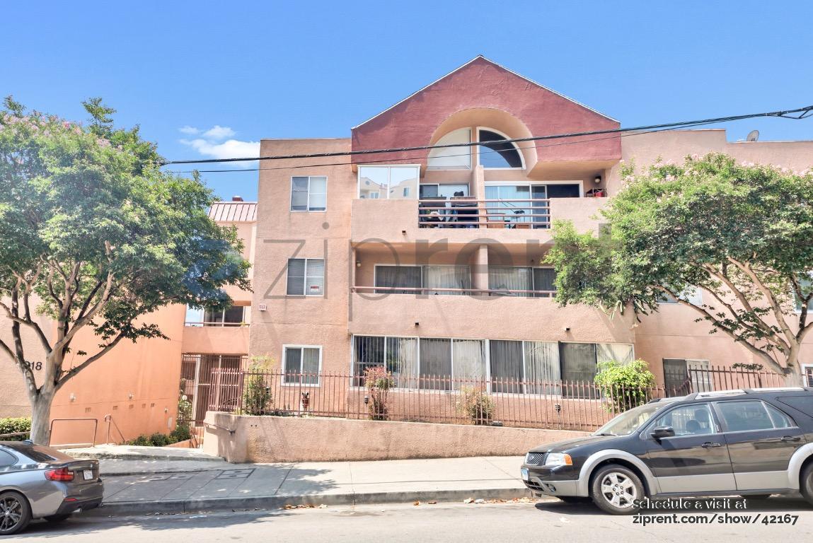 Foto principal - 918 W College St