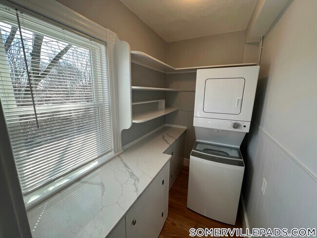 Foto del edificio - 2 Gilson Terrace