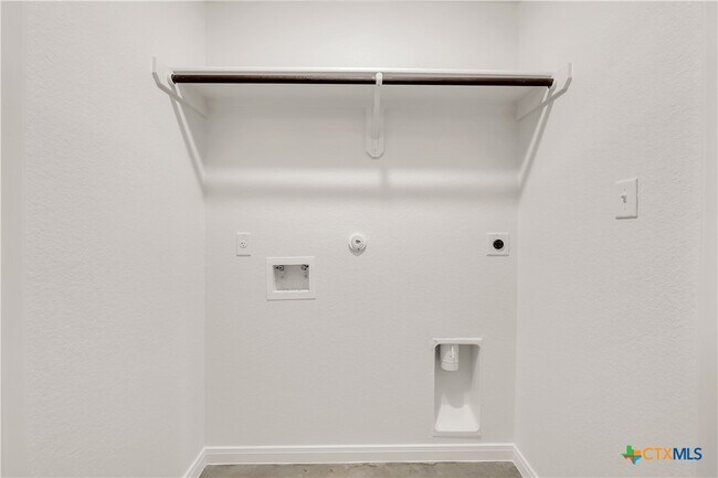 Foto del edificio - 903 Wax Myrtle Ct