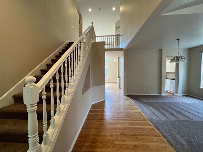 Building Photo - 4 Bedroom Bethany Crest - Updated in 2024!