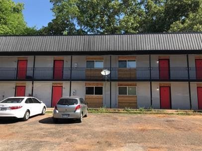 Building Photo - 429 Johnson St