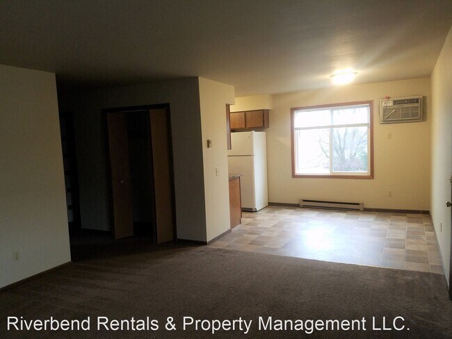 Building Photo - 1136 Sunset Ln