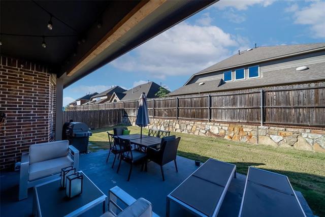 Building Photo - 2128 Zander Dr
