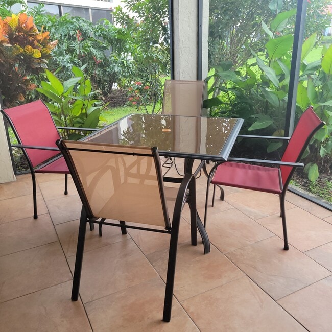 Foto del edificio - 5150 Willow Links