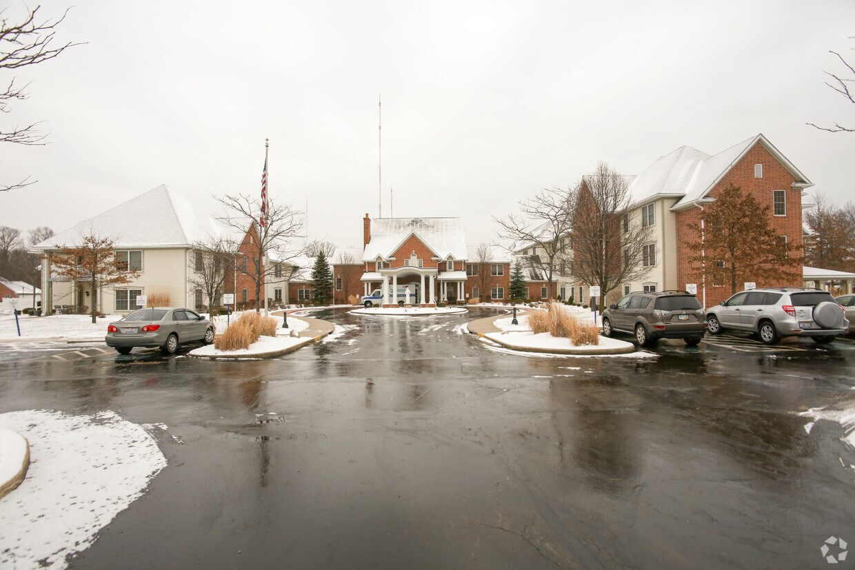 Mount Alverna Village Rentals in Parma at 6765 State Rd Parma, OH