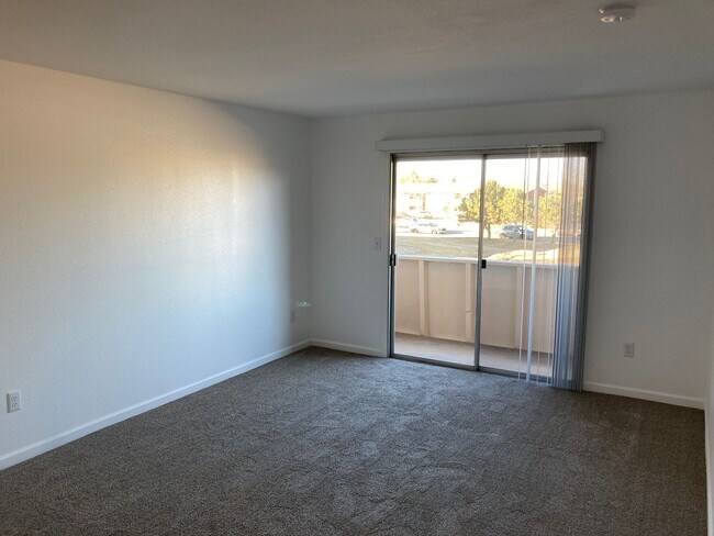 Building Photo - Will5120