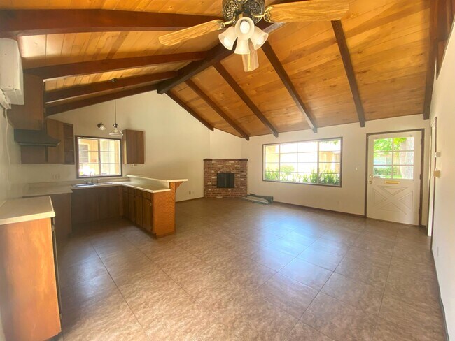 Building Photo - 7254 Allott Ave