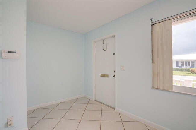 Foto del edificio - 2086 SW 12th Ave
