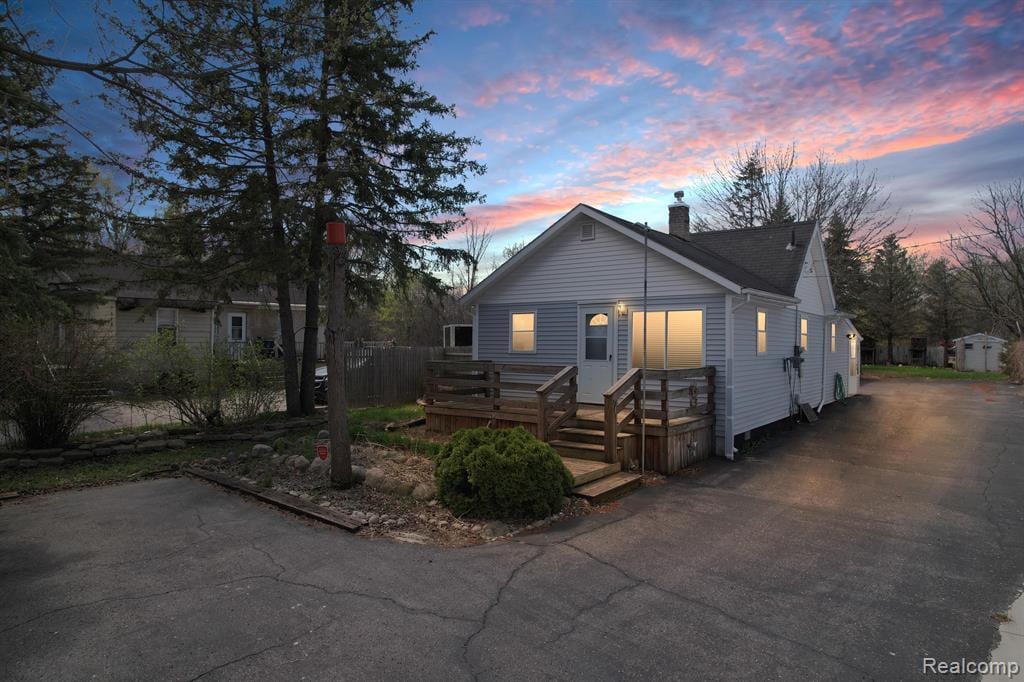 1238 S Genesee Rd, Burton, MI 48509 House Rental in Burton, MI